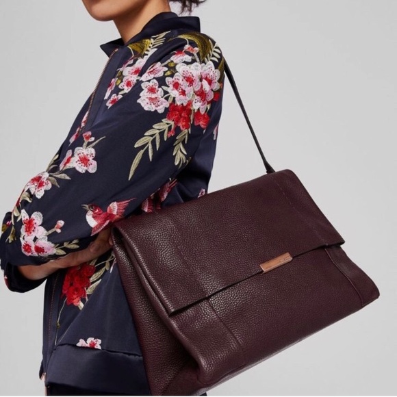 Ted Baker London Handbags - 🎈SOLD🎈Ted Baker Proter Leather Shoulder Bag
